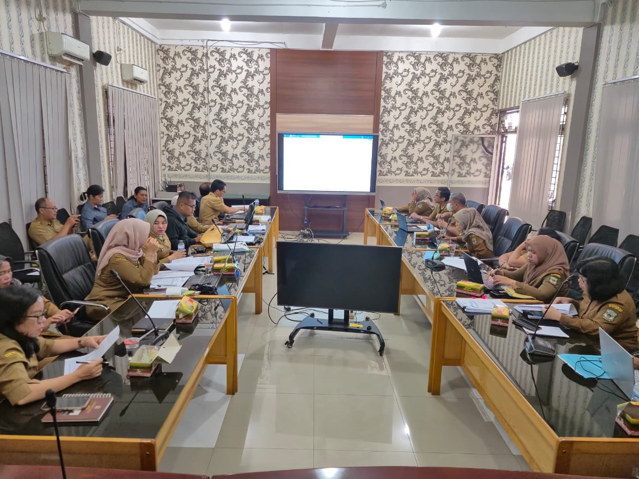 Verifikasi Renstra PD Dimulai: Disdik dan Arsip Jadi yang Pertama Paparan di Bidang Sosial Budaya